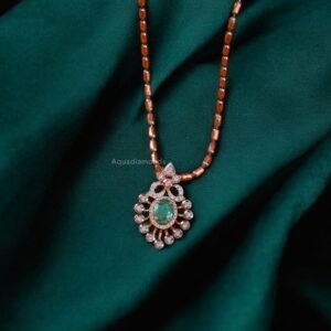 Petal Solitaire Emerald Pendant
